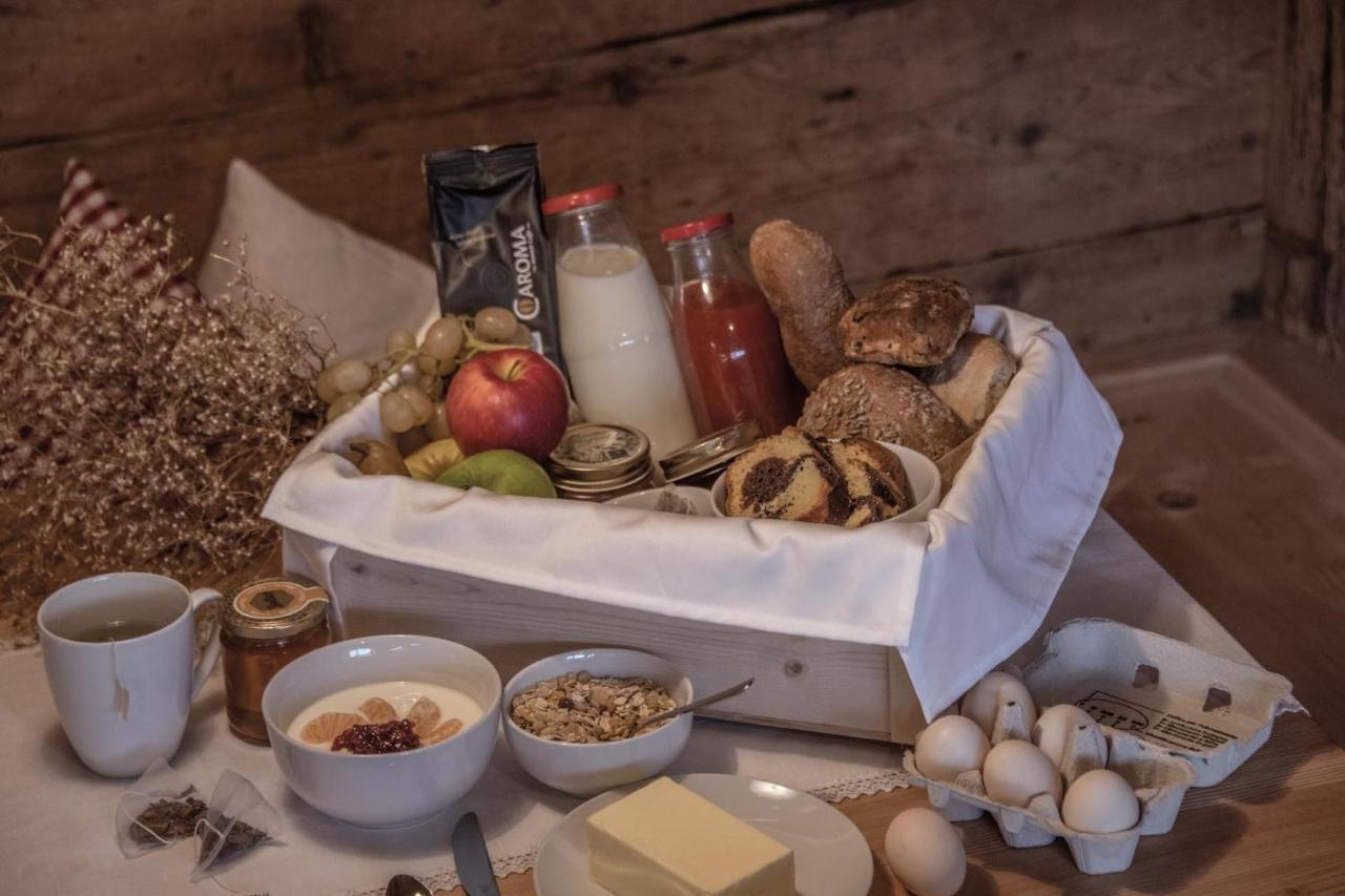 Ciasa Somuer - Sotletet Apartment San Vigilio Di Marebbe Luaran gambar